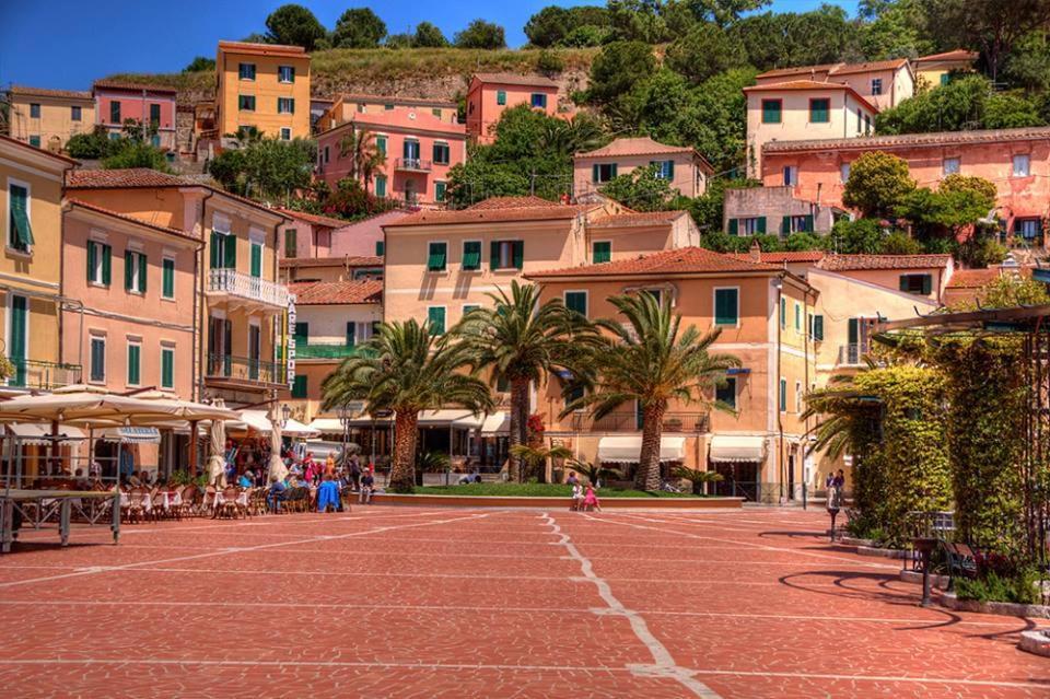 La Pianotta Sulla Spiaggia Porto Azzurro Esterno foto