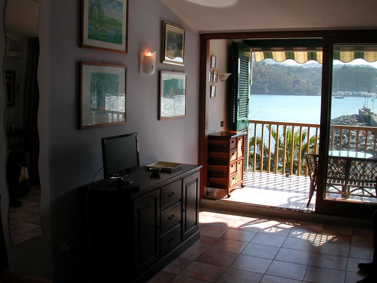 La Pianotta Sulla Spiaggia Porto Azzurro Esterno foto