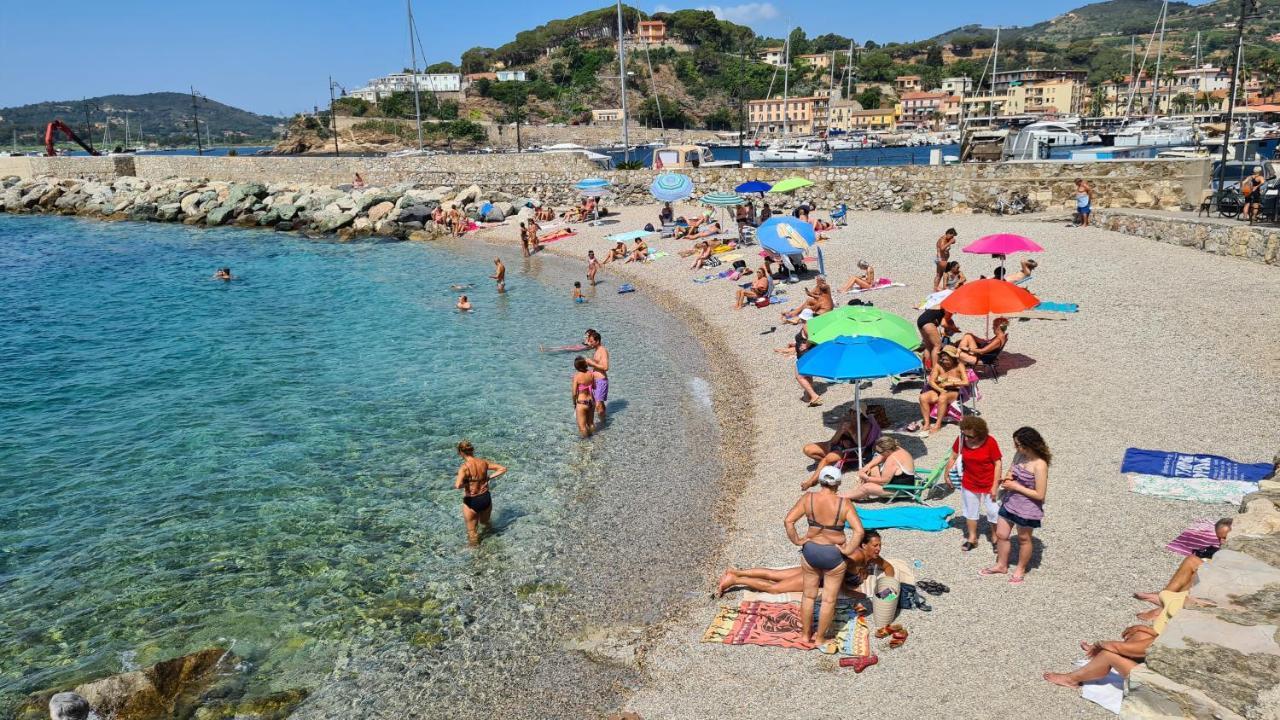 La Pianotta Sulla Spiaggia Porto Azzurro Esterno foto